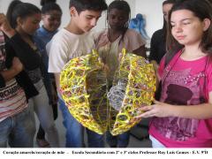 Coração amarelo/Coração de mãe (5) - Escola secundária c/ 2º e 3º ciclos Professor Ruy Luís Gomes - EV 9º D
